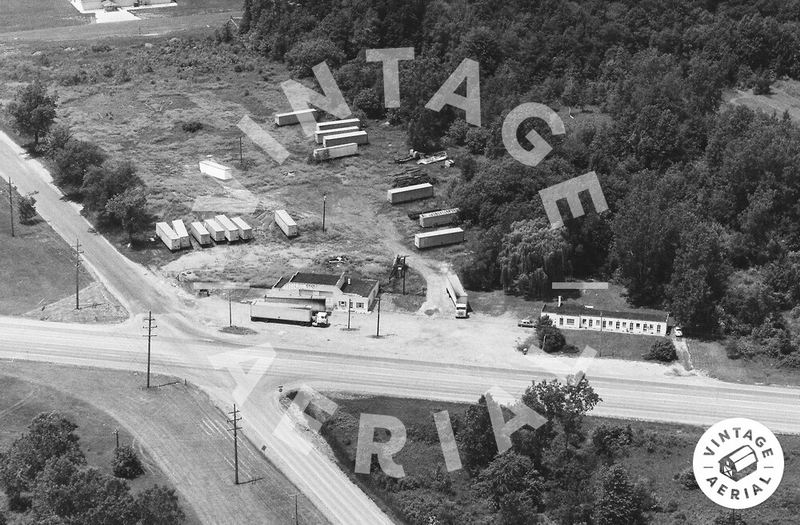 Undetermined Brownstown Motel - 1985 - Motel Is On Right (newer photo)